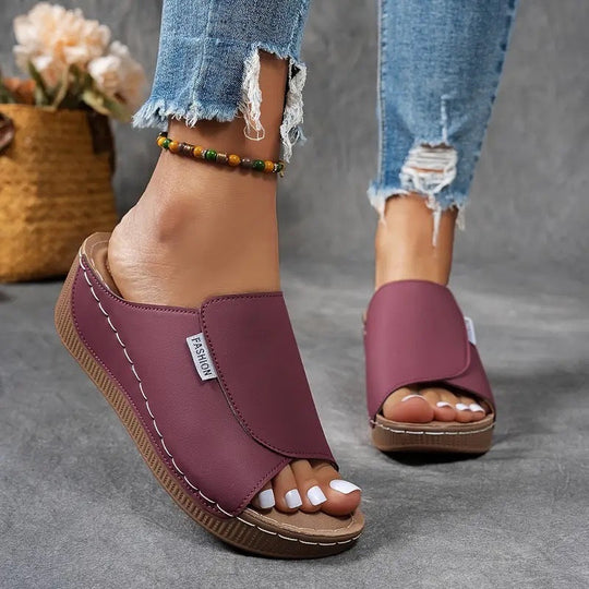 Cali™ Bequeme Sandalen mit Fußgewölbestütze