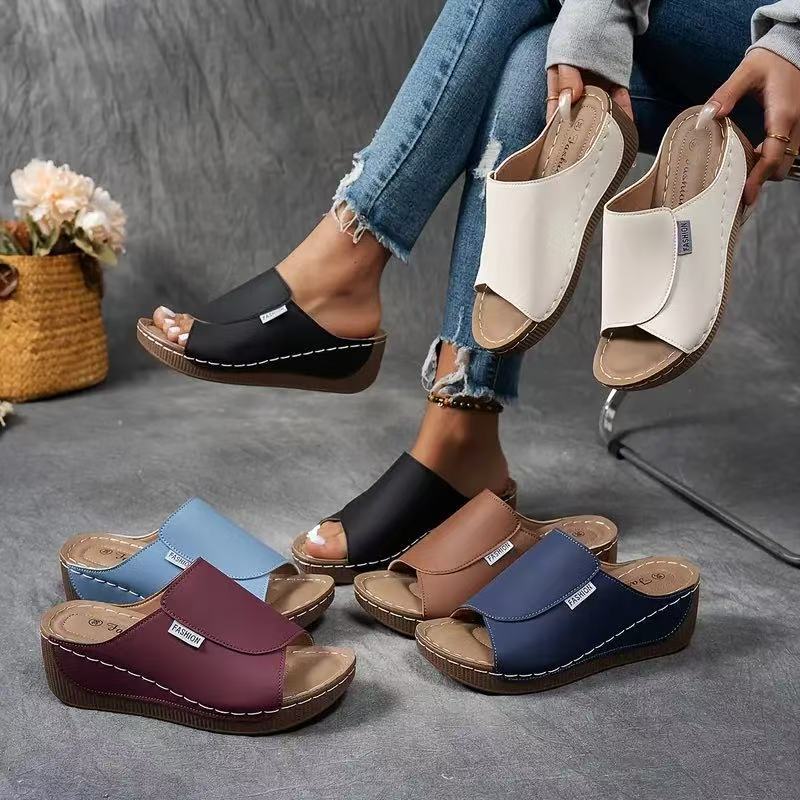 Cali™ Bequeme Sandalen mit Fußgewölbestütze