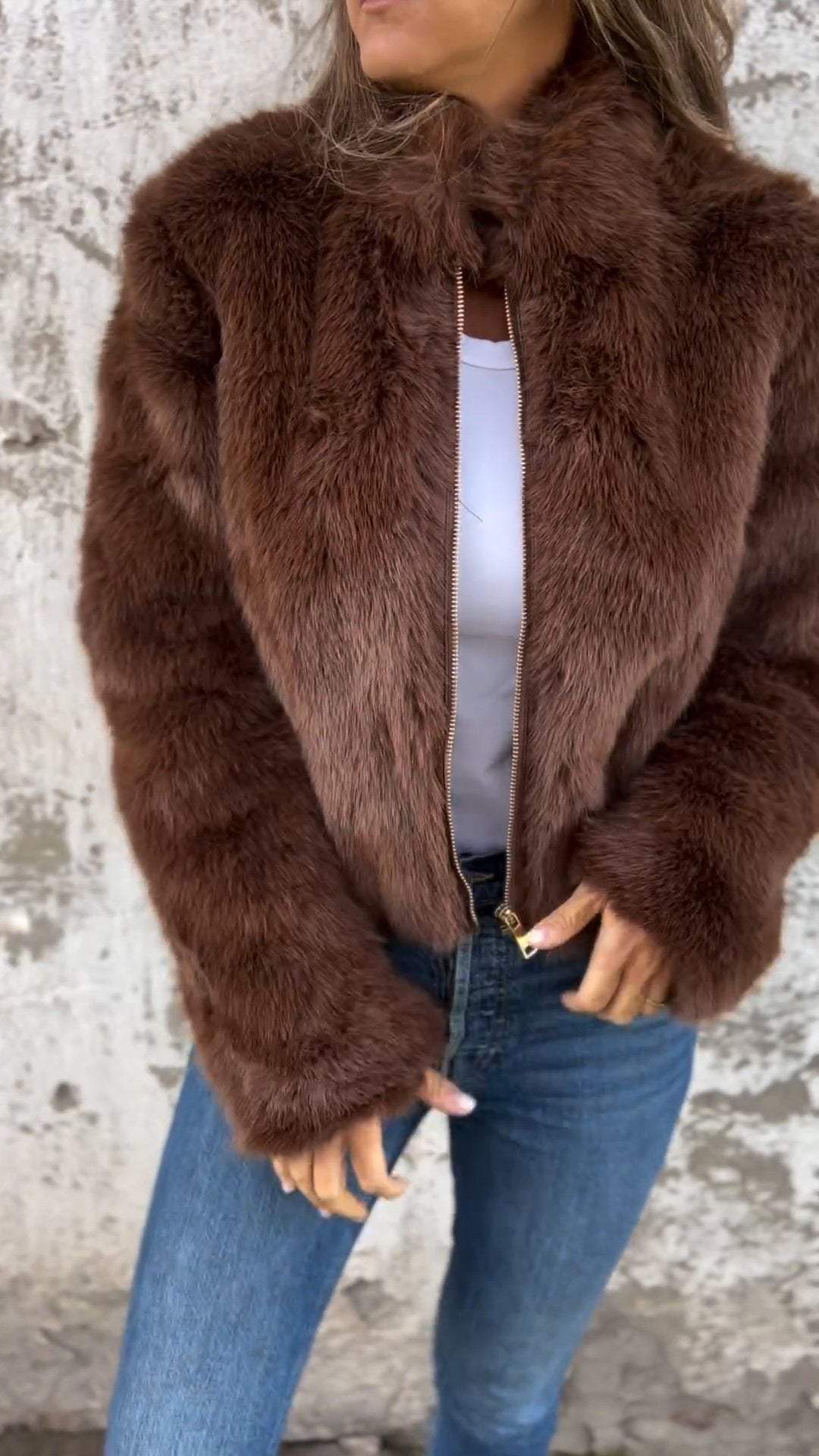 Lilly™ faux fur coat